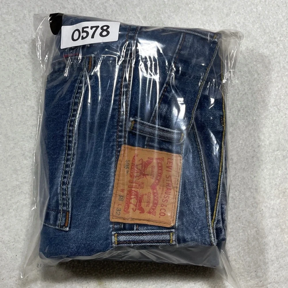 Levi Jeans Men's W38 L32 Straight Leg Comfort Inseam Measures 30